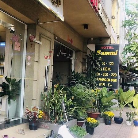 Khach San Sammi Hotel Хошимин Екстериор снимка