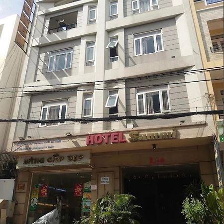Khach San Sammi Hotel Хошимин Екстериор снимка